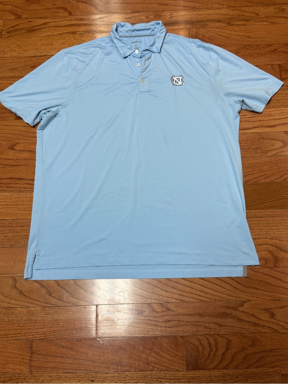 Johnnie-O North Carolina Light Blue Polo Shirt with Interlocking NC Logo Size XL